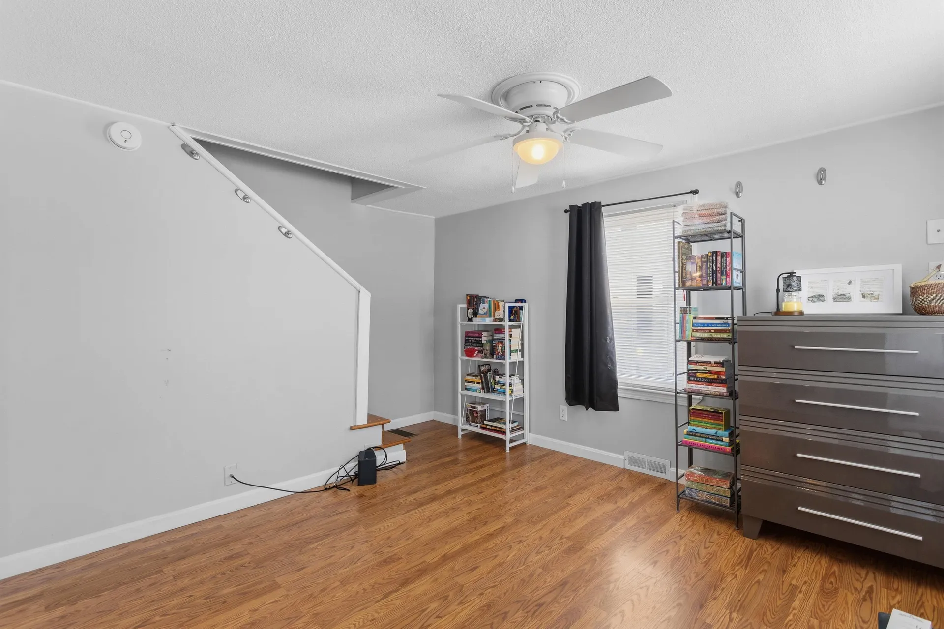 196 Dewey Street Manchester NH 03103