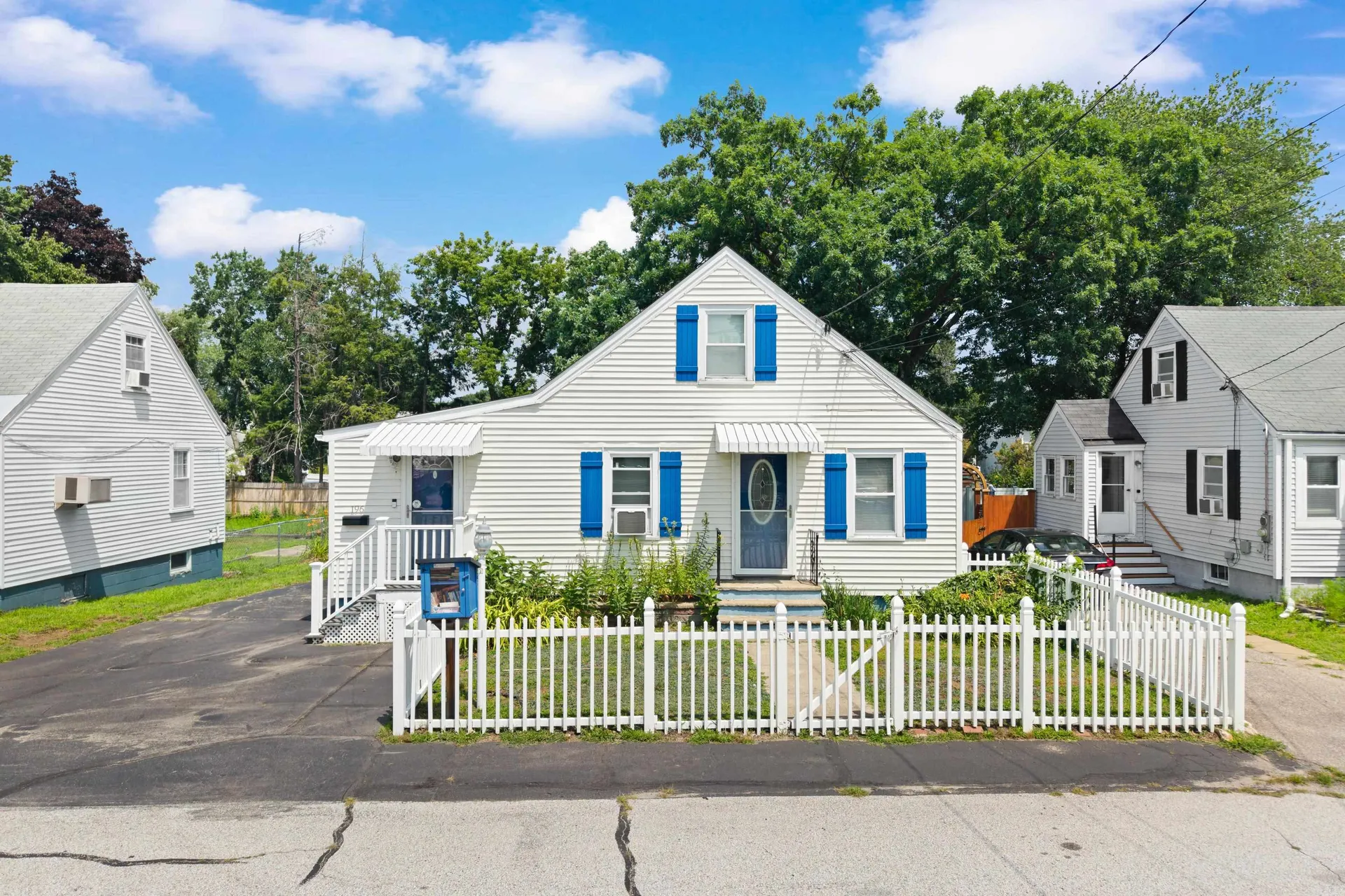 196 Dewey Street Manchester NH 03103
