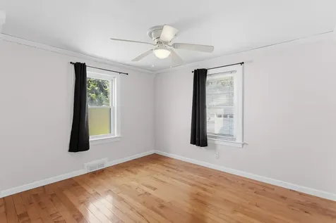 196 Dewey Street Manchester NH 03103