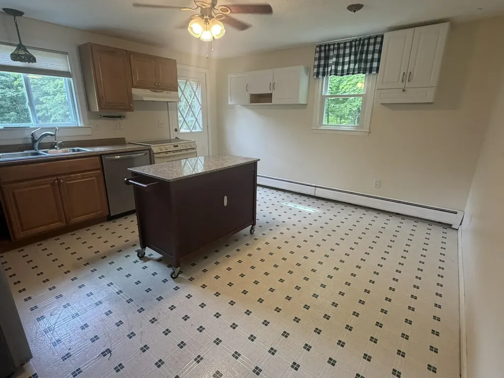 26 Twist Hill Road Dunbarton NH 03046