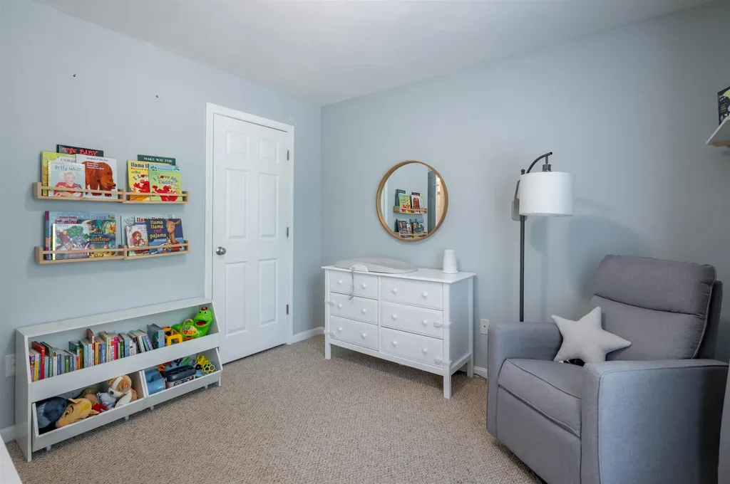 14 Kettle Lane New Boston NH 03070