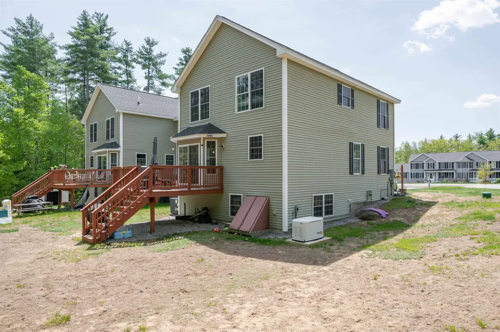14 Kettle Lane New Boston NH 03070