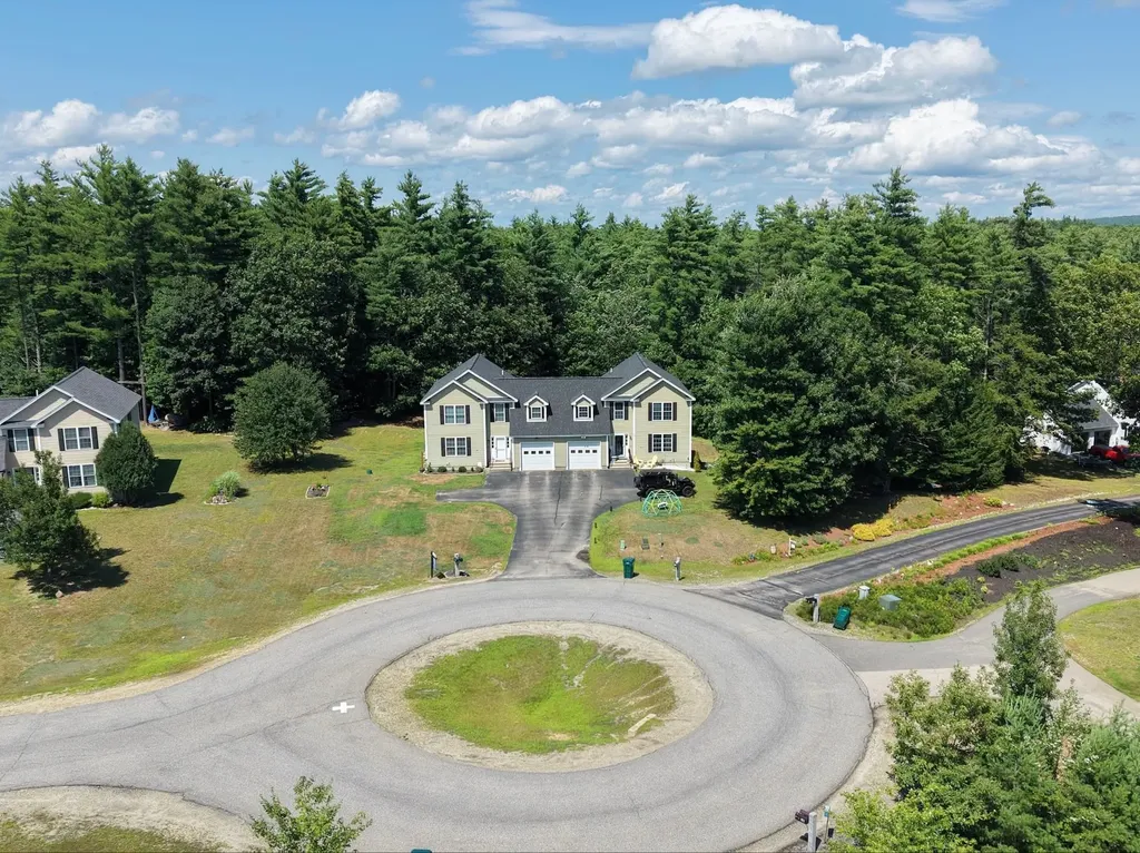 14 Kettle Lane New Boston NH 03070