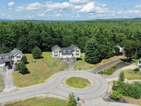 14 Kettle Lane New Boston NH 03070