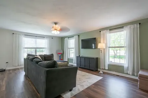 14 Kettle Lane New Boston NH 03070