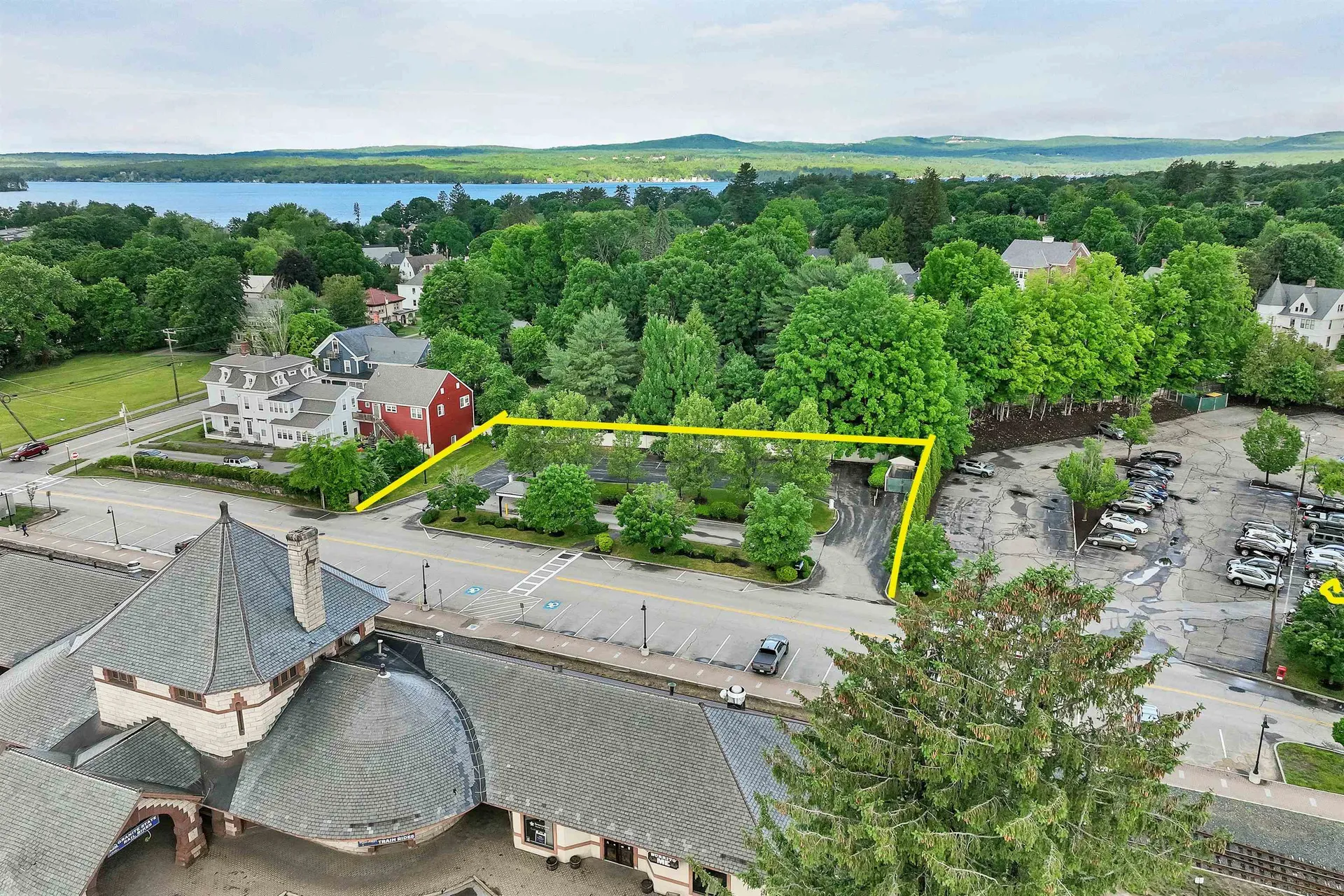 31 New Salem Street Laconia NH 03246