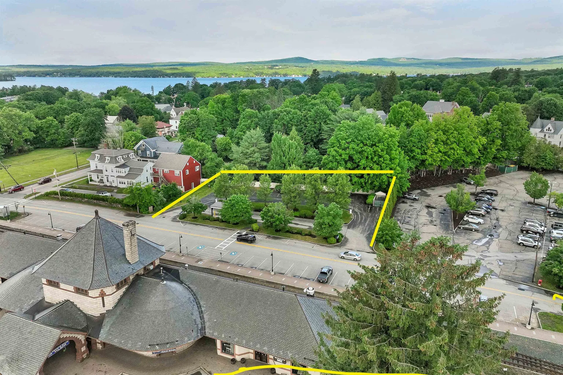 31 New Salem Street Laconia NH 03246