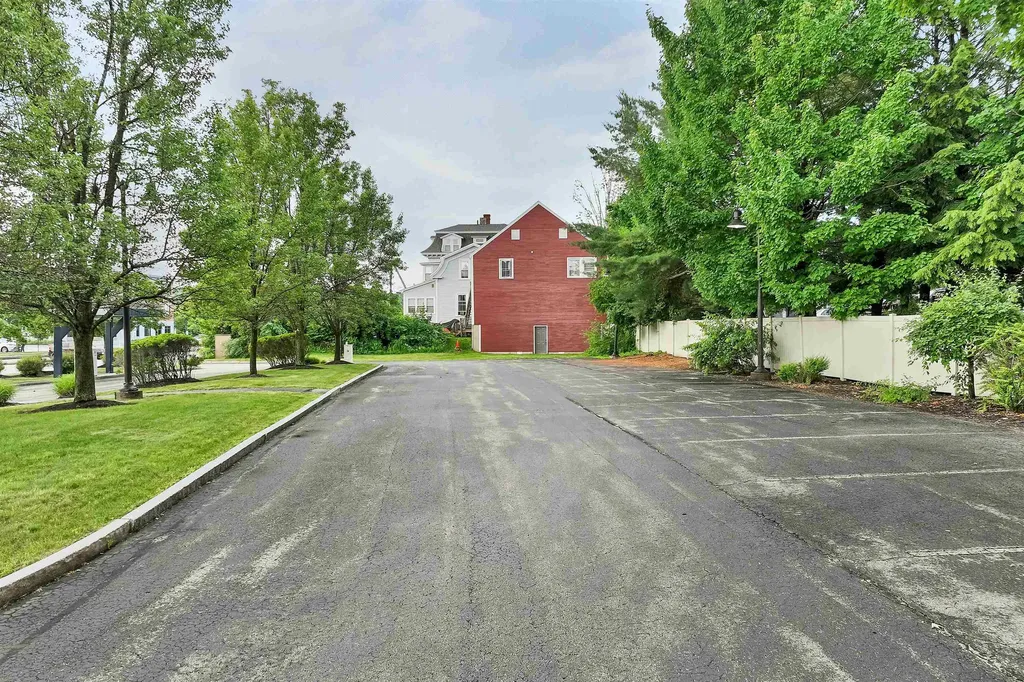31 New Salem Street Laconia NH 03246