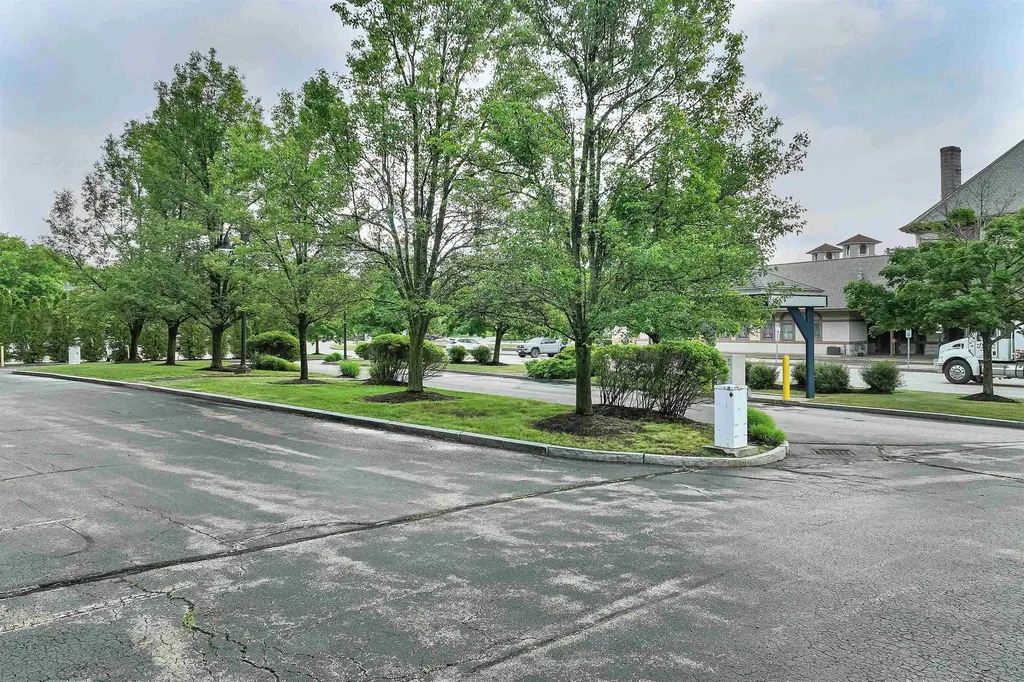31 New Salem Street Laconia NH 03246