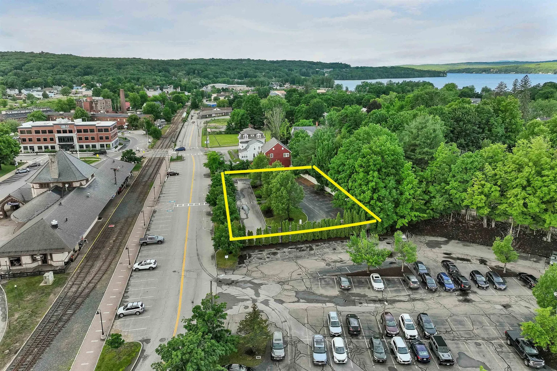 31 New Salem Street Laconia NH 03246