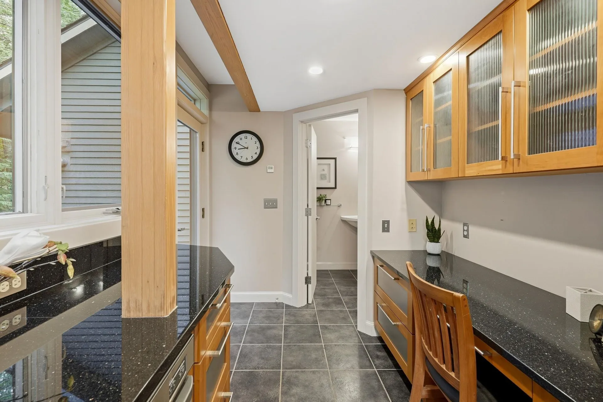 5 Farmington Road Amherst NH 03031