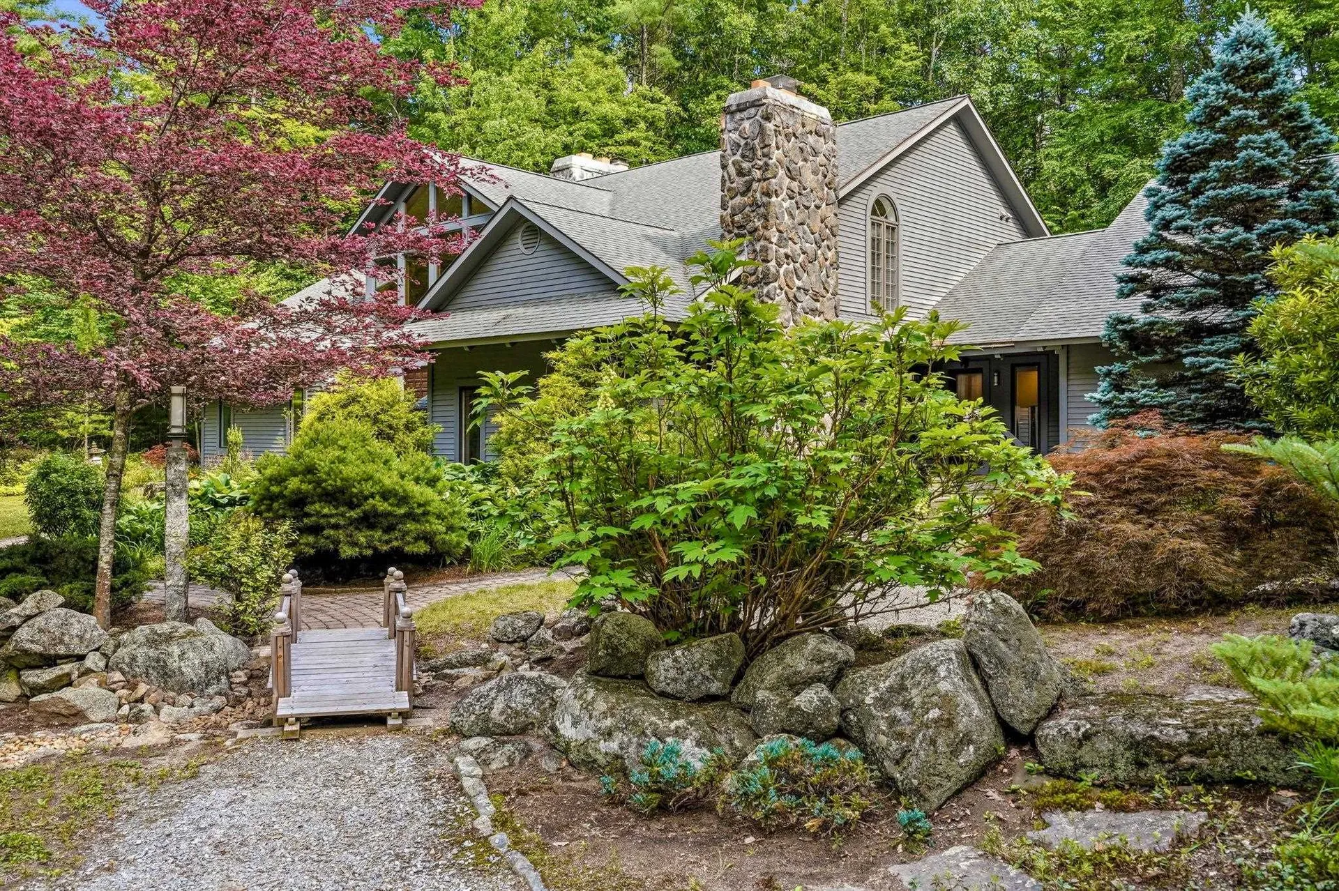 5 Farmington Road Amherst NH 03031