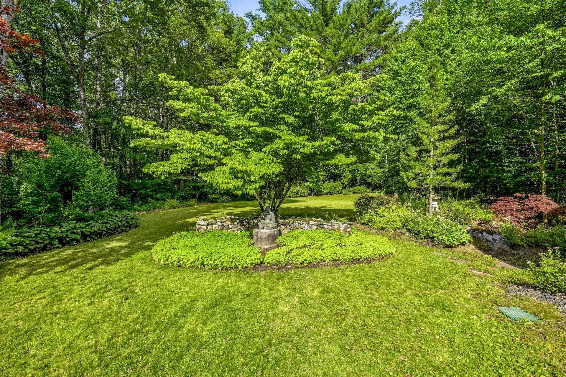 5 Farmington Road Amherst NH 03031