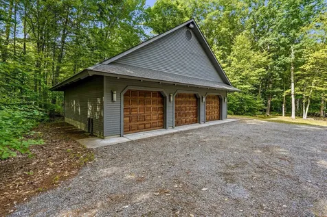 5 Farmington Road Amherst NH 03031