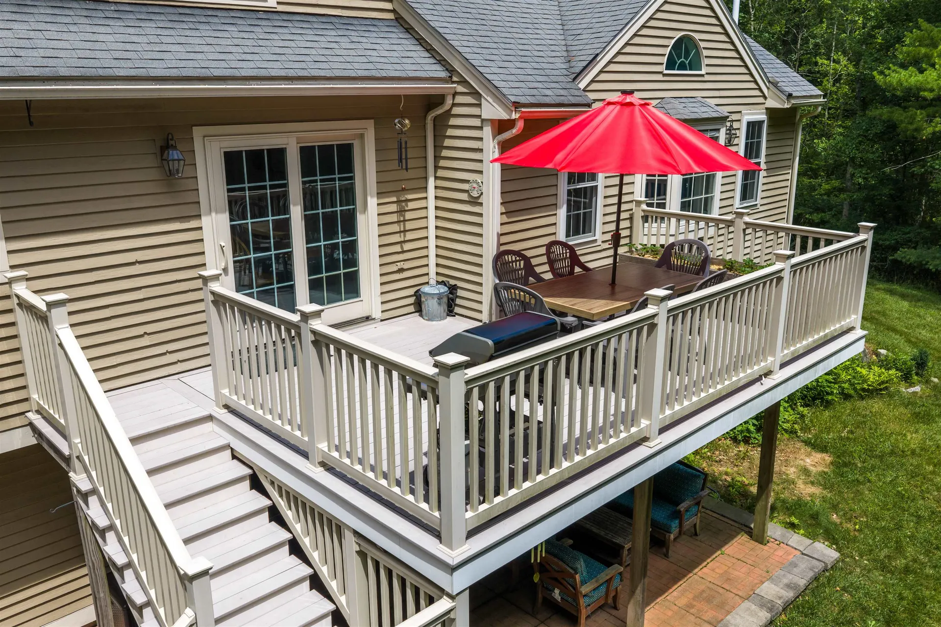 16 Lamington Hill Road Stratham NH 03885