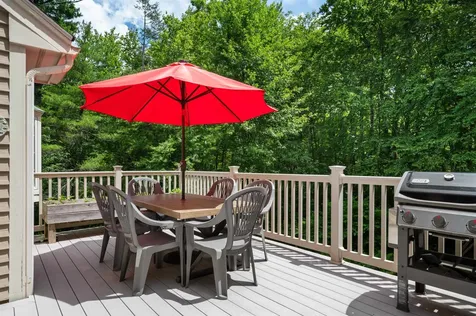 16 Lamington Hill Road Stratham NH 03885