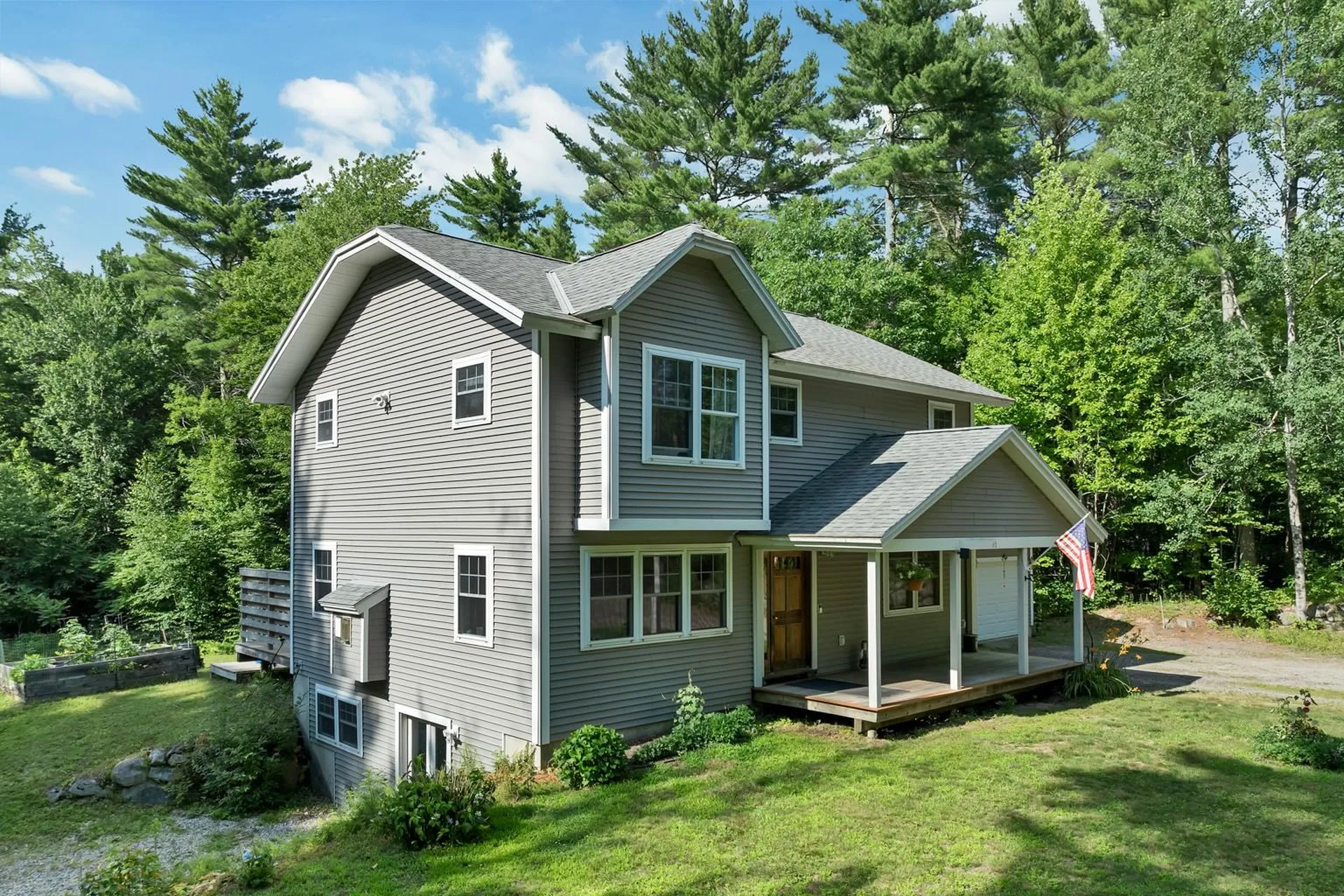 40 Friar Tuck Way Wolfeboro NH 03894