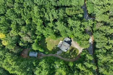 40 Friar Tuck Way Wolfeboro NH 03894