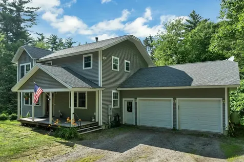 40 Friar Tuck Way Wolfeboro NH 03894