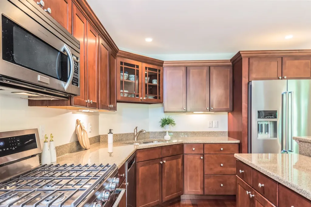 75 Olde Bridge Lane Epping NH 03042