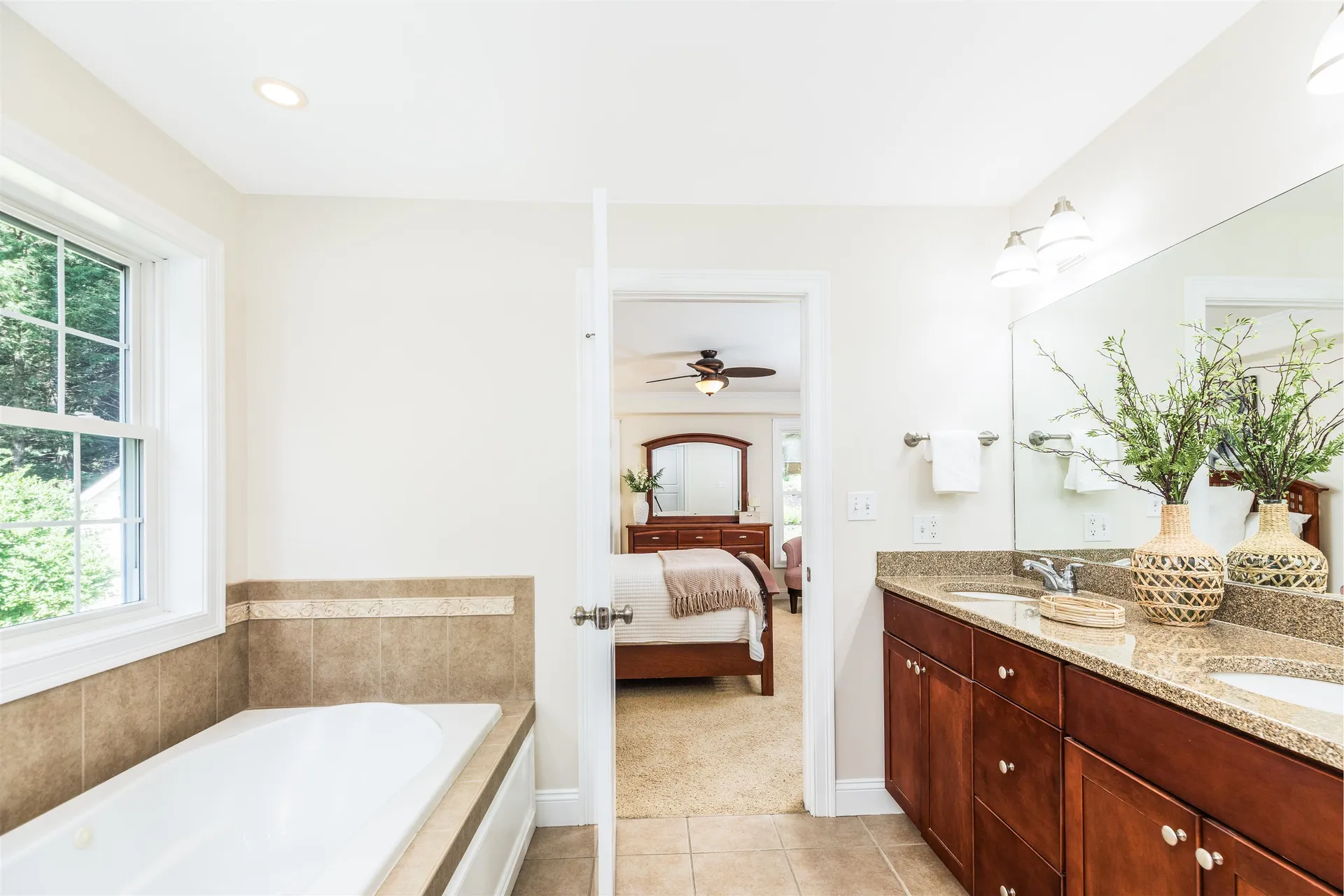 75 Olde Bridge Lane Epping NH 03042