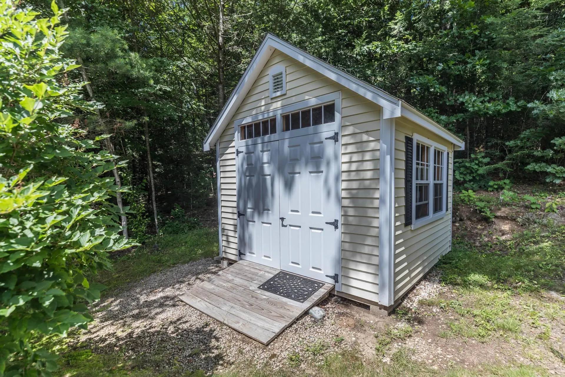75 Olde Bridge Lane Epping NH 03042