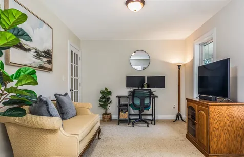 75 Olde Bridge Lane Epping NH 03042