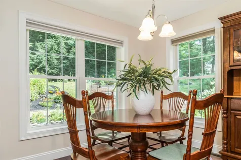 75 Olde Bridge Lane Epping NH 03042