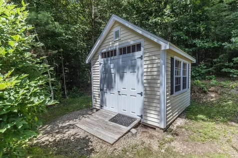 75 Olde Bridge Lane Epping NH 03042