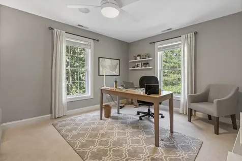 10 Poplar Road Windham NH 03087