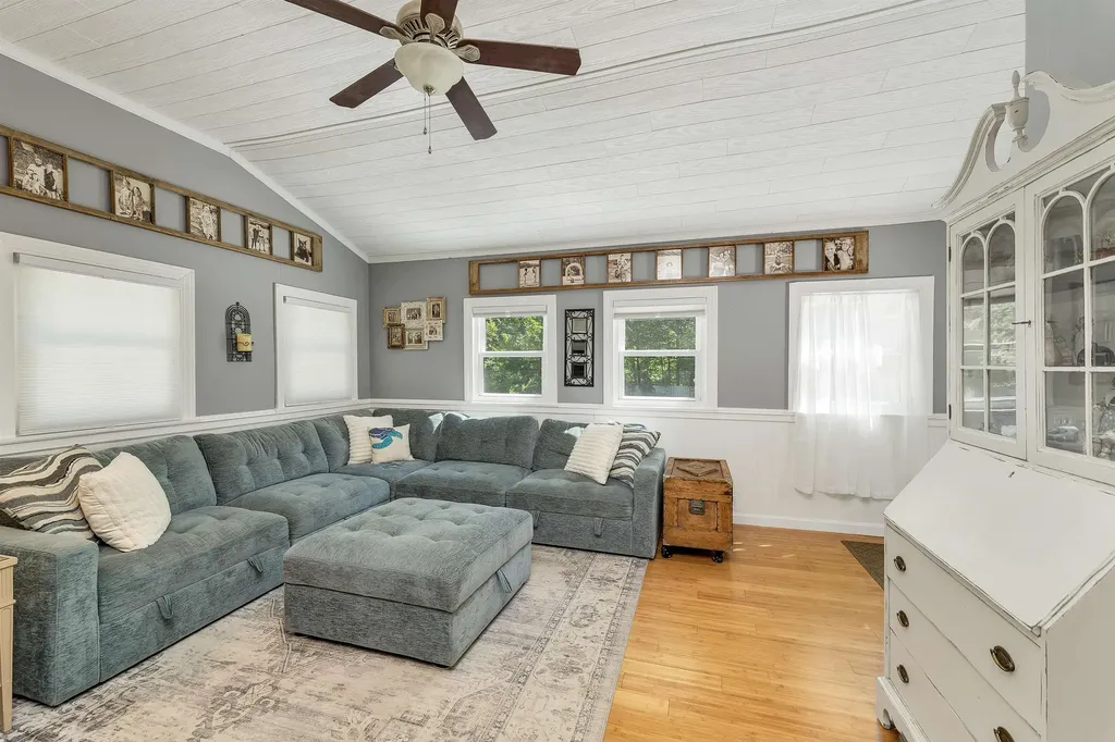 30 Roy Road Hooksett NH 03106