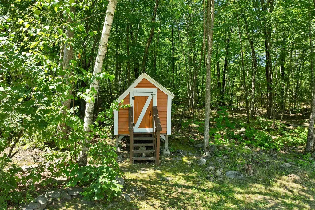 30 Roy Road Hooksett NH 03106