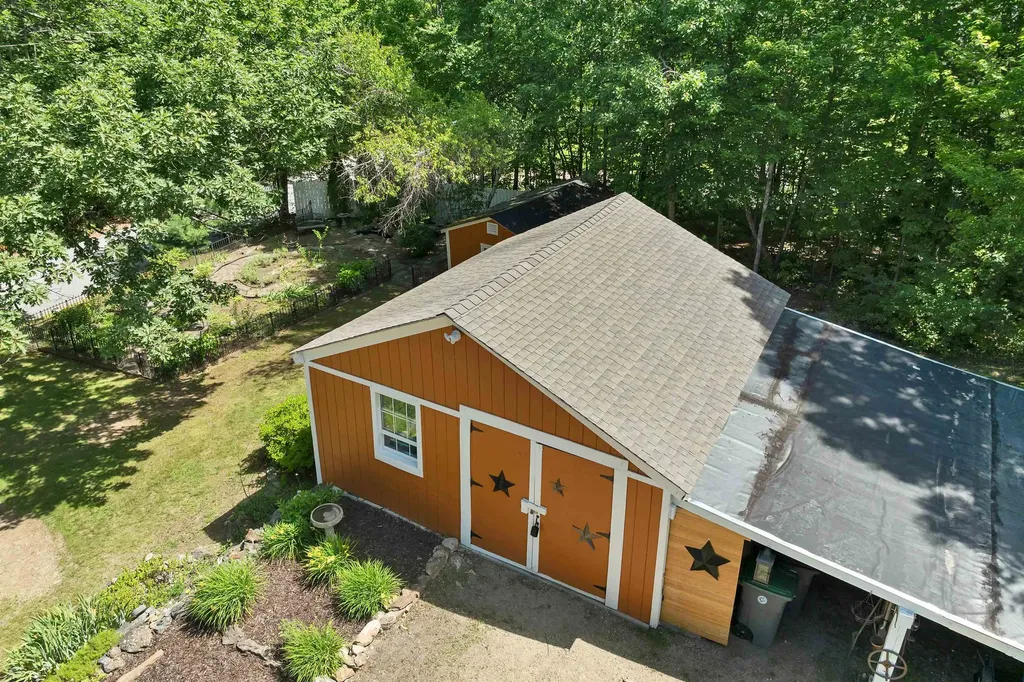 30 Roy Road Hooksett NH 03106