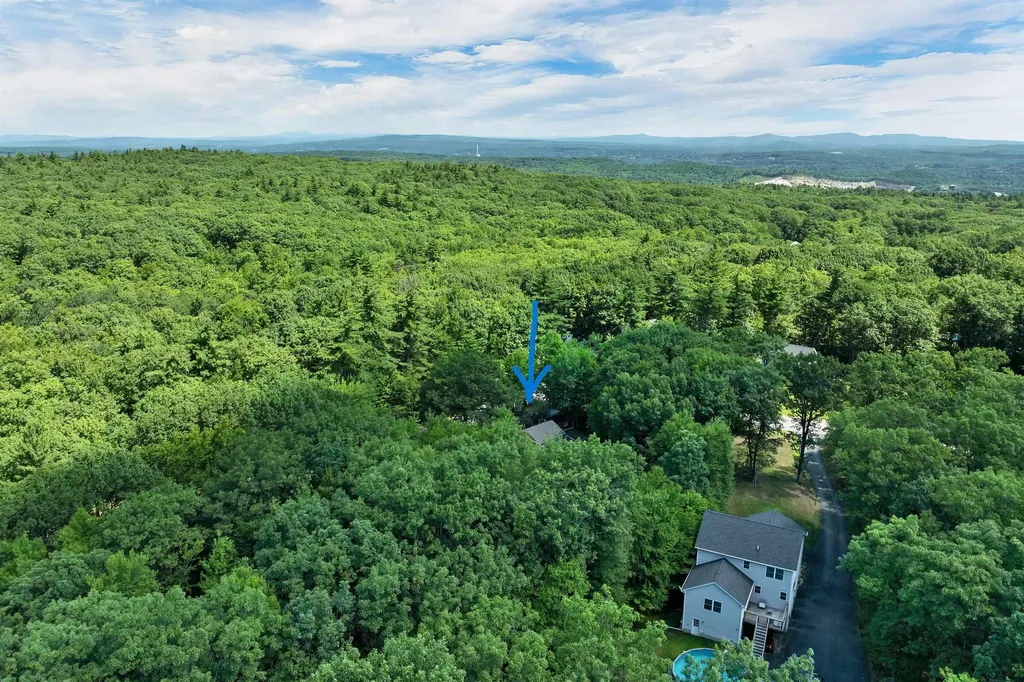 30 Roy Road Hooksett NH 03106