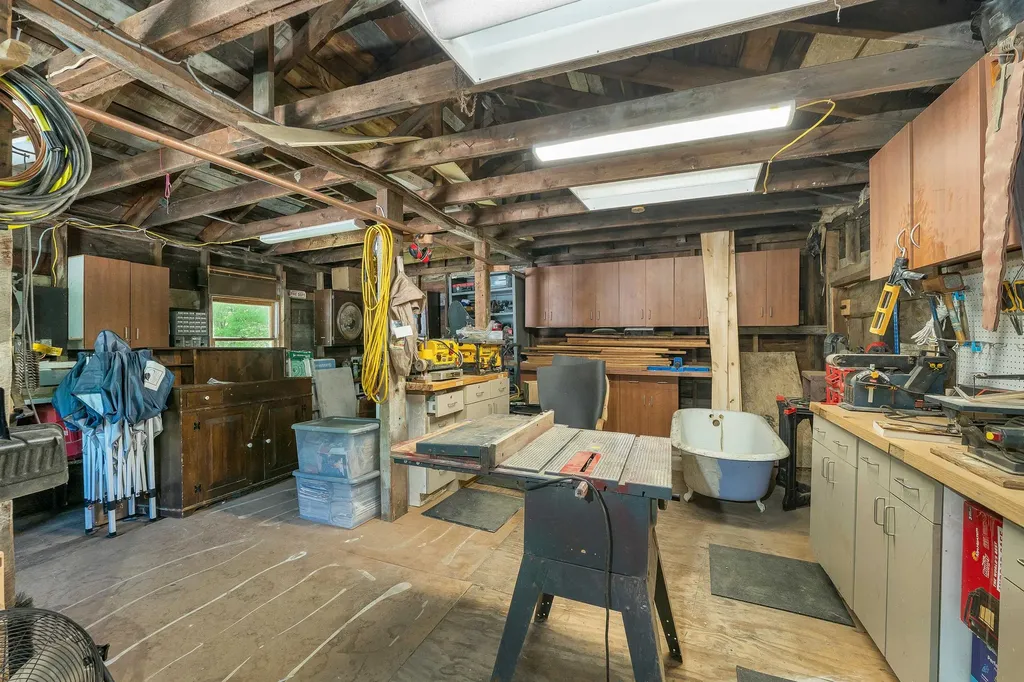 30 Roy Road Hooksett NH 03106