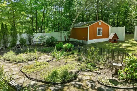 30 Roy Road Hooksett NH 03106