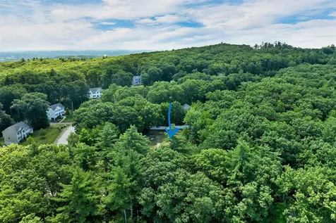 30 Roy Road Hooksett NH 03106