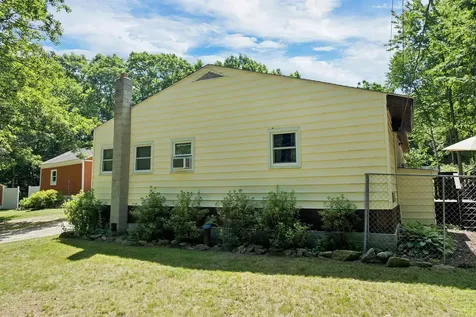 30 Roy Road Hooksett NH 03106