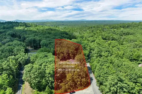 30 Roy Road Hooksett NH 03106