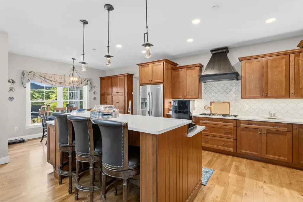 9 Samuel J Drive Merrimack NH 03054-2338