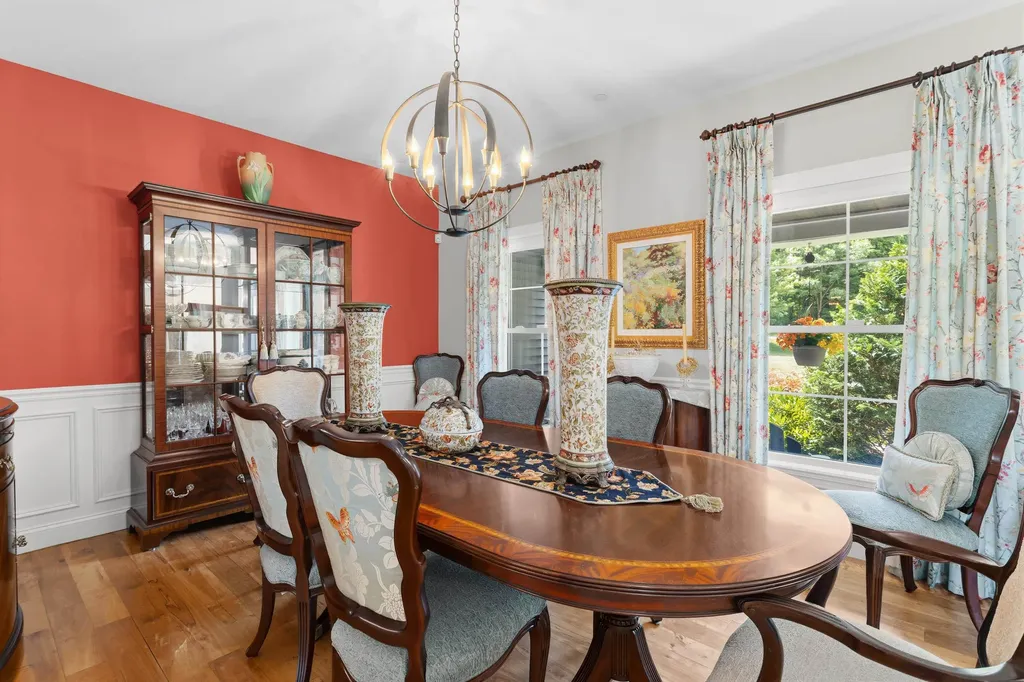9 Samuel J Drive Merrimack NH 03054-2338