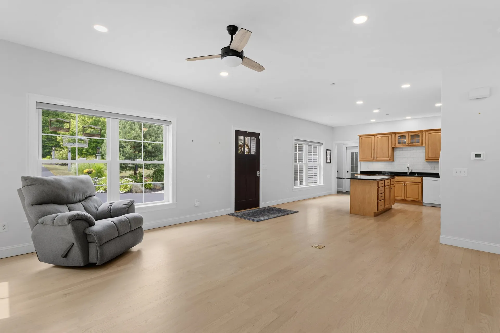 9 Samuel J Drive Merrimack NH 03054-2338