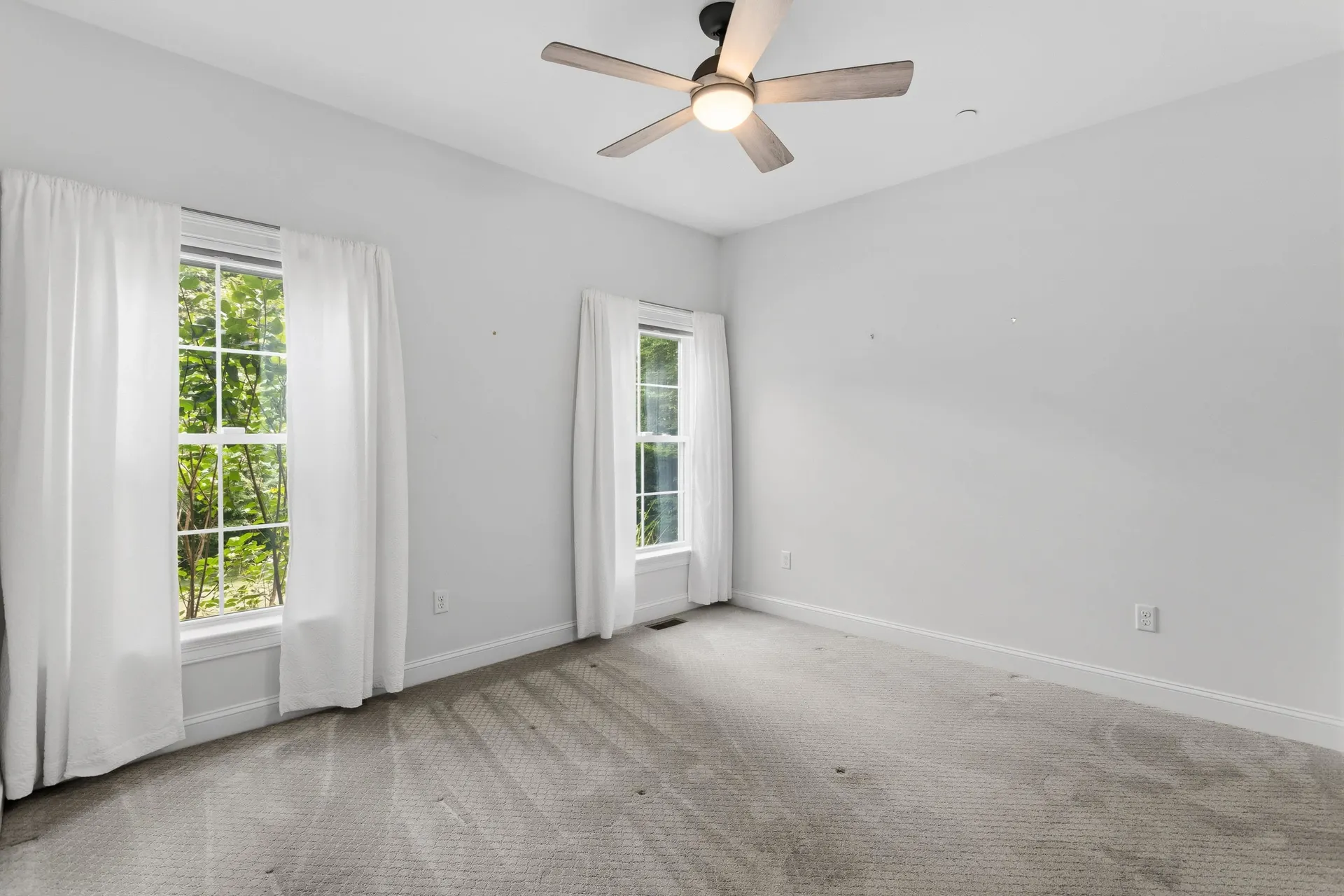 9 Samuel J Drive Merrimack NH 03054-2338