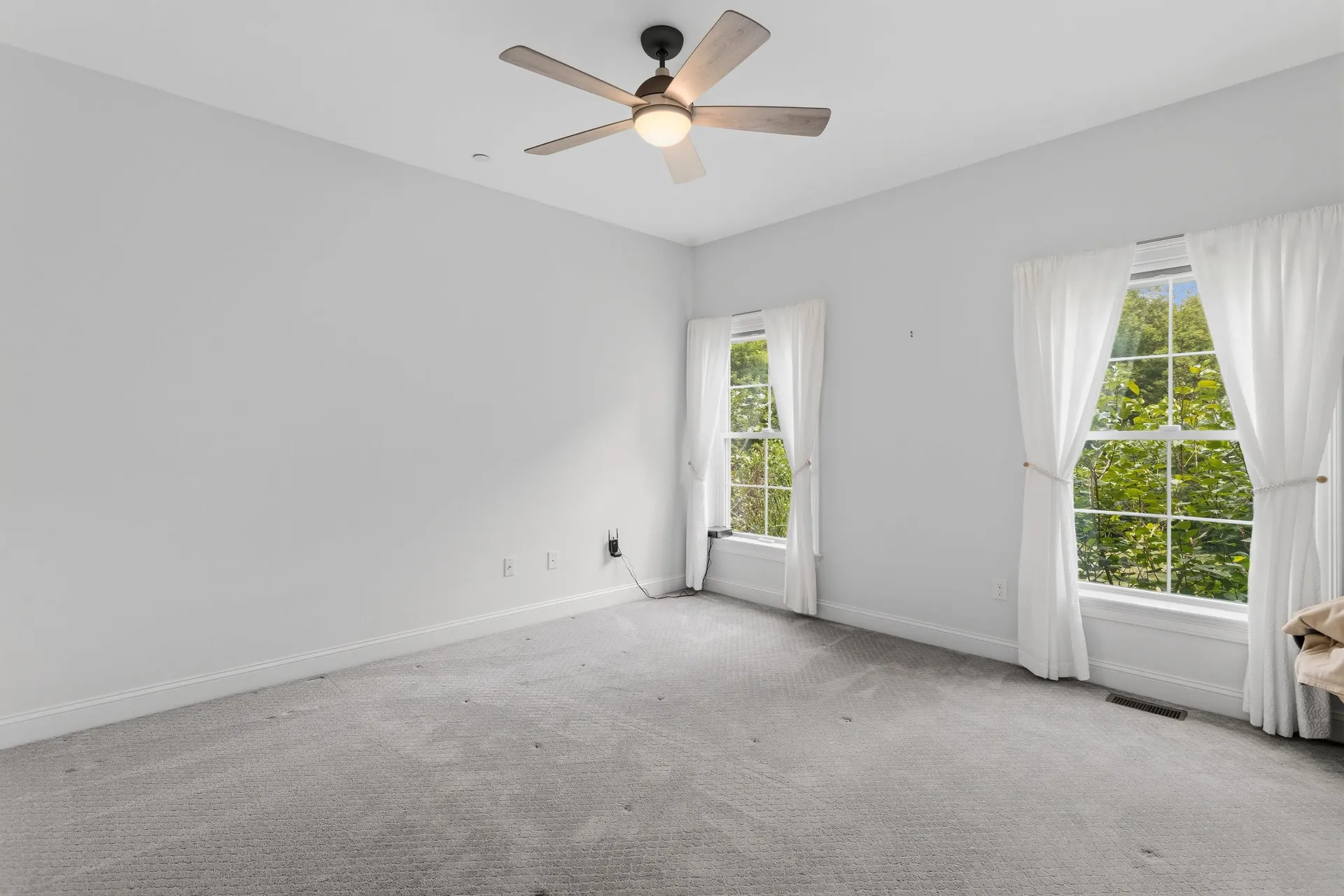 9 Samuel J Drive Merrimack NH 03054-2338
