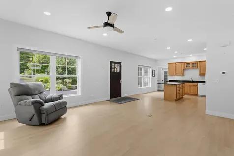 9 Samuel J Drive Merrimack NH 03054-2338