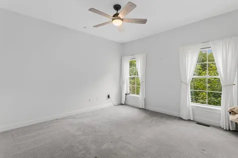 9 Samuel J Drive Merrimack NH 03054-2338