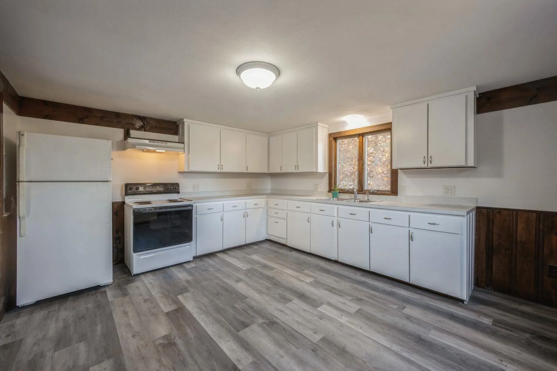 1 Phoenix Way Seabrook NH 03874