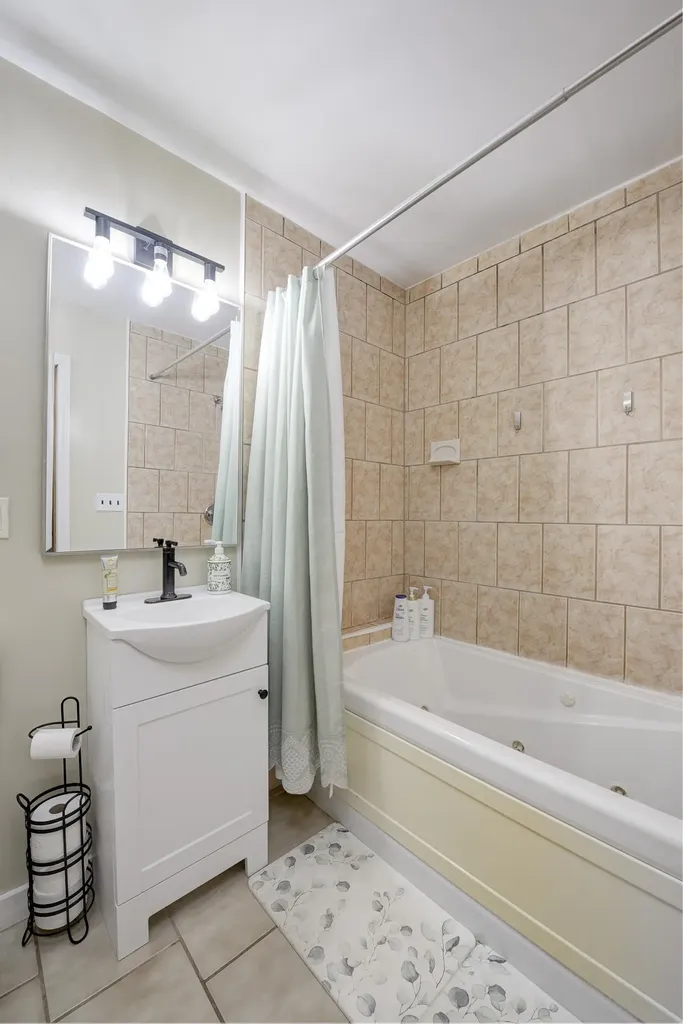 378 Route 3 South Carroll NH 03598