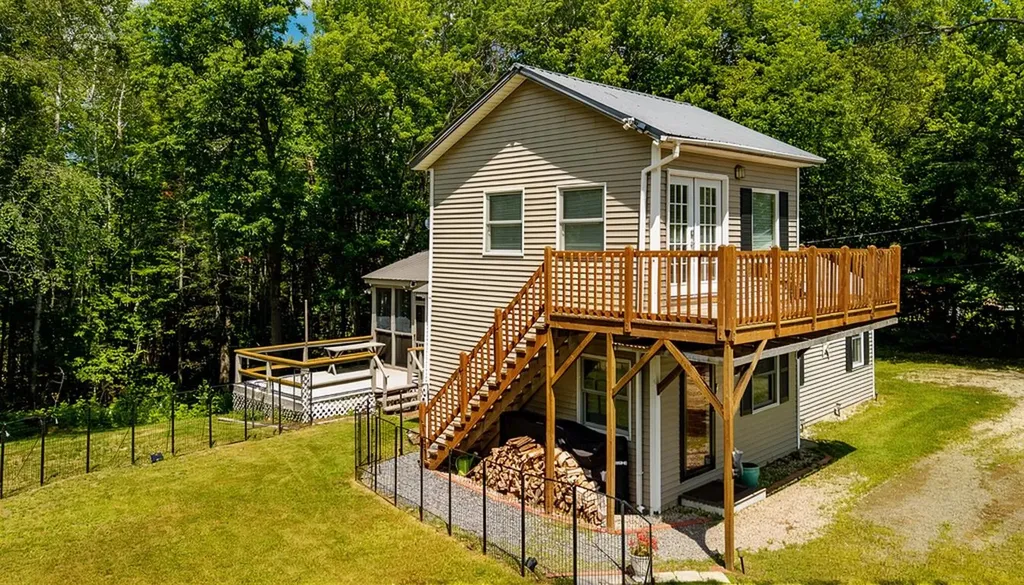 378 Route 3 South Carroll NH 03598