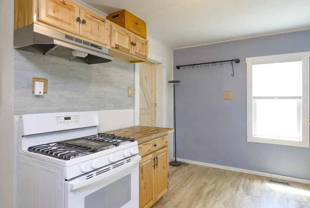 378 Route 3 South Carroll NH 03598